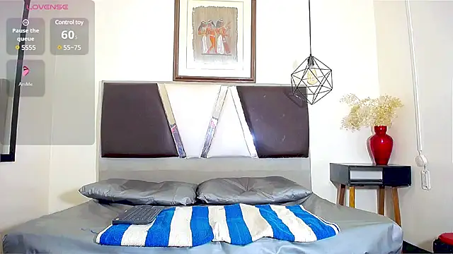 Snapshot of monserrat_deranet chatting on January 22, 2025, 6:10 am monserrat deranet online show from January 22, 2025, 6:10 am