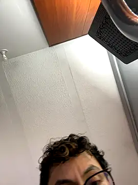 Snapshot of darkdesire_01 chatting on September 15, 2025, 1:27 am darkdesire 01 online show from September 15, 2025, 1:27 am