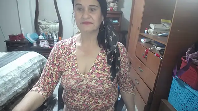 jazmin mature  online show from March 12, 2026, 12:33 pm