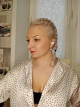 Snapshot of Anesteishen chatting on November 16, 2025, 11:49 am Anesteishen online show from November 16, 2025, 11:49 am