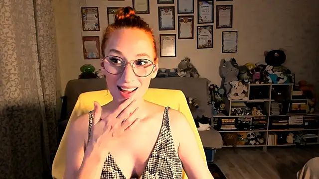 Snapshot of red_rocco chatting on October 18, 2025, 3:46 pm red rocco online show from October 18, 2025, 3:46 pm