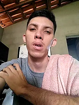 welitonzz28 online show from July 18, 2026, 10:41 am