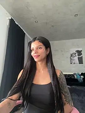 Snapshot of Rosariolovex chatting on February 18, 2025, 1:44 pm Rosariolovex online show from February 18, 2025, 1:44 pm