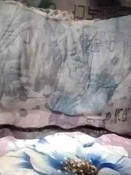 Snapshot of hungrydog18 chatting on October 19, 2025, 8:09 pm hungrydog18 online show from October 19, 2025, 8:09 pm