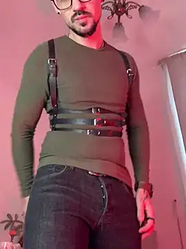 AssHunter4k online show from February 5, 2025, 12:49 pm