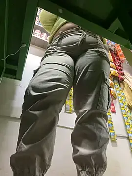 Miia Jazmin online show from January 31, 2025, 12:18 pm