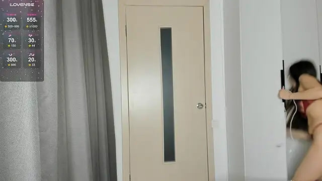 Snapshot of Anny_Leps chatting on October 31, 2025, 9:43 am Anny Leps online show from October 31, 2025, 9:43 am