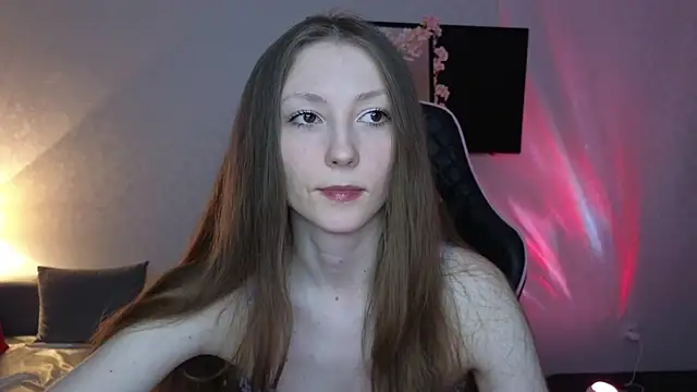 Snapshot of Sweeet_Lilit chatting on February 10, 2025, 5:25 am Sweeet Lilit online show from February 10, 2025, 5:25 am