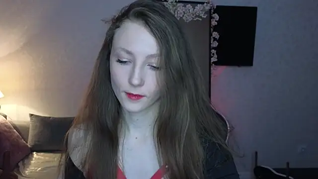 Snapshot of Sweeet_Lilit chatting on March 13, 2025, 11:16 pm Sweeet Lilit online show from March 13, 2025, 11:16 pm