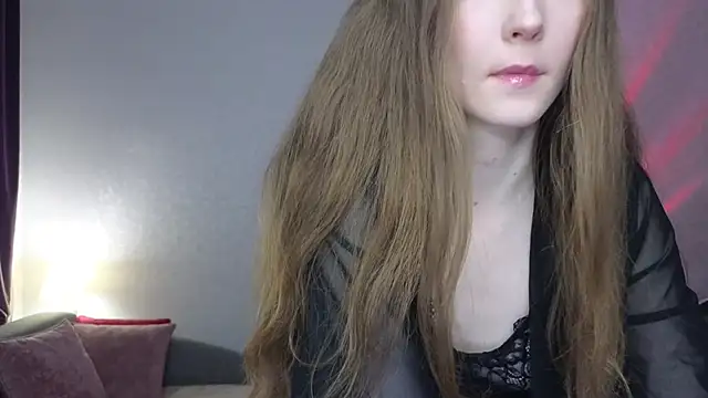 Snapshot of Sweeet_Lilit chatting on September 28, 2025, 9:31 pm Sweeet Lilit online show from September 28, 2025, 9:31 pm