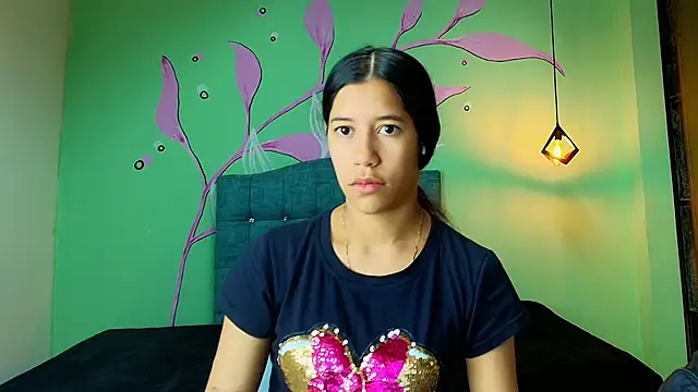 Connie Bell online show from December 1, 2025, 1:05 pm