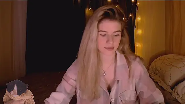 Snapshot of Melissa_smith_ chatting on December 15, 2025, 1:59 pm Melissa smith online show from December 15, 2025, 1:59 pm