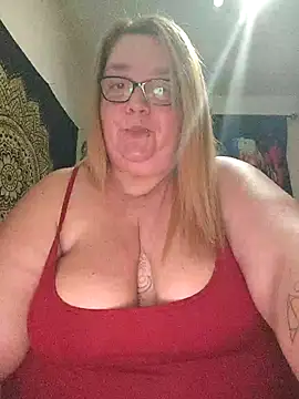 diosacurvy1984 online show from November 19, 2025, 11:27 pm