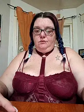 diosacurvy1984 online show from March 27, 2026, 8:09 am