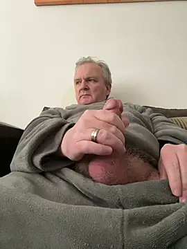 Paolo7619 online show from April 13, 2026, 7:14 am