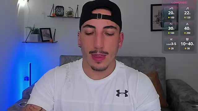 Snapshot of dylanspencer28 chatting on October 25, 2025, 3:03 am dylanspencer28 online show from October 25, 2025, 3:03 am