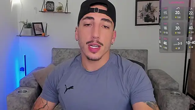 Snapshot of dylanspencer28 chatting on October 26, 2025, 12:05 am dylanspencer28 online show from October 26, 2025, 12:05 am