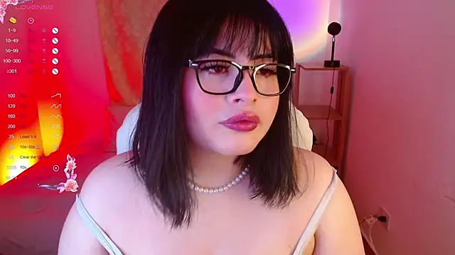 isabella1616 online show from March 13, 2025, 5:00 am