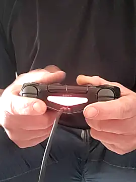 Snapshot of almighty_d chatting on February 12, 2025, 10:26 pm almighty d online show from February 12, 2025, 10:26 pm