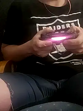 Snapshot of almighty_d chatting on February 20, 2025, 7:23 am almighty d online show from February 20, 2025, 7:23 am