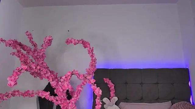 AmandaBrooks 18 online show from November 20, 2025, 12:55 am