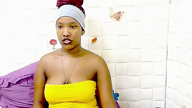 EroticSexyPrada online show from March 20, 2026, 6:02 pm