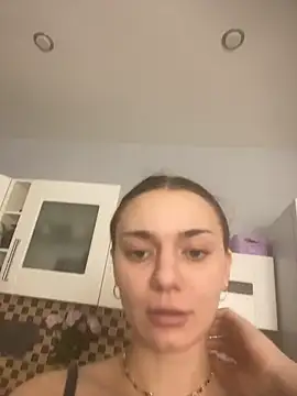 Snapshot of MizukiMiko chatting on November 5, 2025, 3:01 pm MizukiMiko online show from November 5, 2025, 3:01 pm