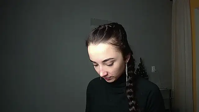 Eva Gloryy online show from January 30, 2025, 8:42 pm