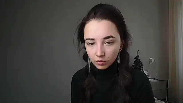 Eva Gloryy online show from February 17, 2025, 1:32 pm