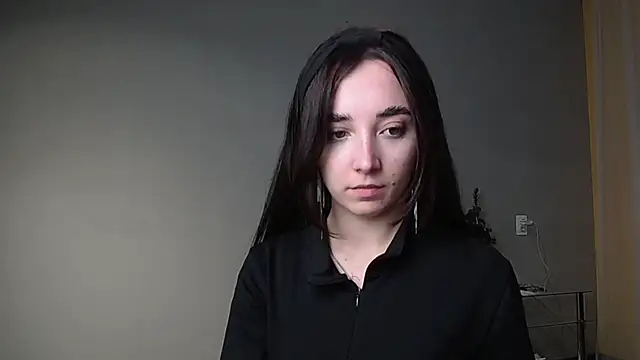 Eva Gloryy online show from February 19, 2025, 7:38 pm