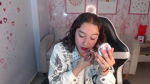 Snapshot of kassandra_ch_ chatting on March 14, 2025, 4:19 pm kassandra ch online show from March 14, 2025, 4:19 pm