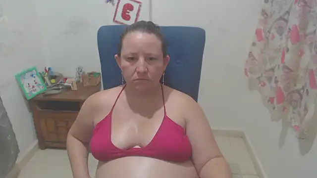 Snapshot of Yohis_Kiut25 chatting on February 25, 2026, 4:22 am Yohis Kiut25 online show from February 25, 2026, 4:22 am