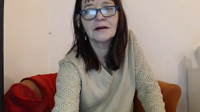 Snapshot of hotlinda45 chatting on November 12, 2025, 6:19 pm hotlinda45 online show from November 12, 2025, 6:19 pm