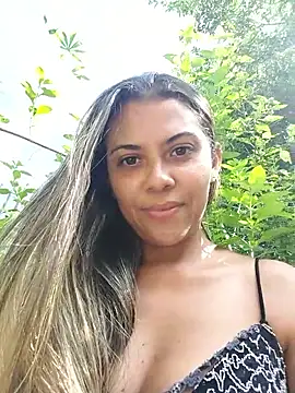 Snapshot of CallMeHeaven chatting on September 27, 2025, 2:33 pm CallMeHeaven online show from September 27, 2025, 2:33 pm