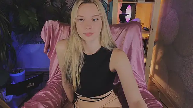 katt  y online show from October 10, 2025, 5:06 am