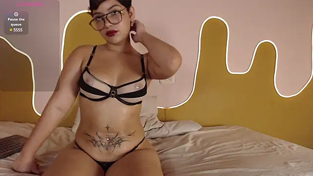 Odeth  online show from January 23, 2025, 8:35 pm