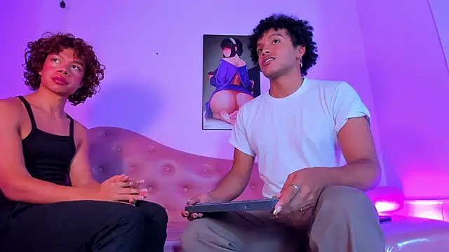 Snapshot of DanteAndKyle chatting on November 18, 2025, 11:26 pm DanteAndKyle online show from November 18, 2025, 11:26 pm