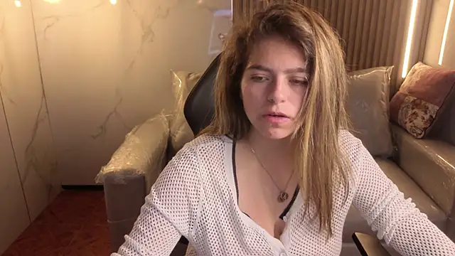 Kitten Cam online show from January 14, 2026, 3:34 am