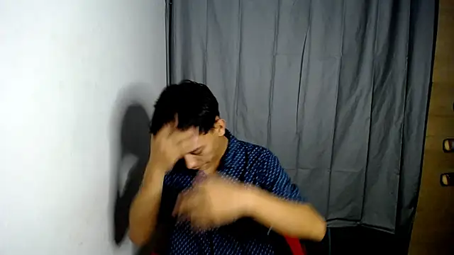 Snapshot of Maicol_Garcia chatting on January 26, 2025, 1:52 am Maicol Garcia online show from January 26, 2025, 1:52 am