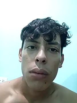 Snapshot of Maicol_Garcia chatting on October 15, 2025, 2:11 am Maicol Garcia online show from October 15, 2025, 2:11 am