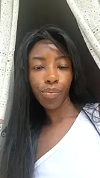 Snapshot of melangelo17 chatting on February 5, 2025, 1:44 pm melangelo17 online show from February 5, 2025, 1:44 pm