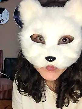 GinnyDelice online show from January 27, 2025, 1:26 am