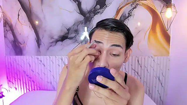 Snapshot of JackeOwens chatting on November 9, 2025, 12:14 pm JackeOwens online show from November 9, 2025, 12:14 pm