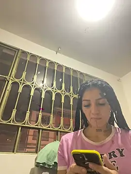 Snapshot of Molly_bishop chatting on February 6, 2025, 1:49 am Molly bishop online show from February 6, 2025, 1:49 am