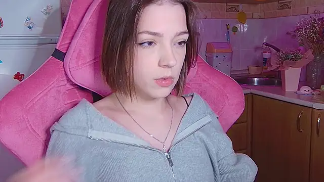 PamBeesly online show from April 12, 2026, 4:12 pm