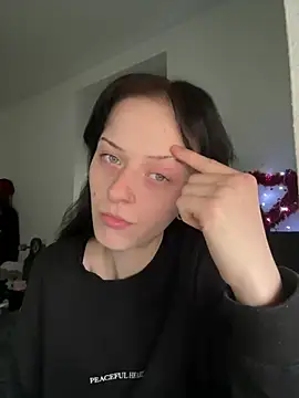 Snapshot of Ciara2004 chatting on February 13, 2026, 2:02 pm Ciara2004 online show from February 13, 2026, 2:02 pm