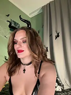 Snapshot of Mary_lost chatting on October 28, 2025, 6:10 pm Mary lost online show from October 28, 2025, 6:10 pm