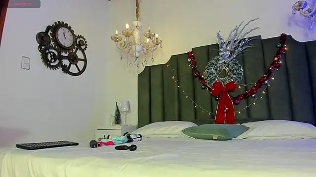 AnthonelaRusso  online show from December 18, 2025, 3:56 am