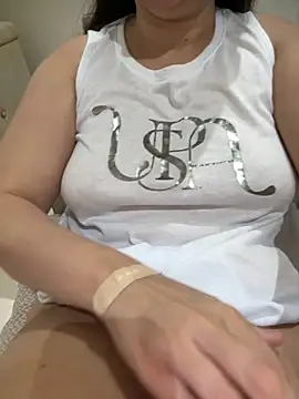 Snapshot of haskadin chatting on September 18, 2025, 8:33 pm haskadin online show from September 18, 2025, 8:33 pm