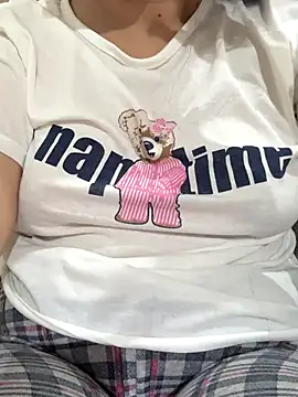 Snapshot of haskadin chatting on October 8, 2025, 7:55 pm haskadin online show from October 8, 2025, 7:55 pm